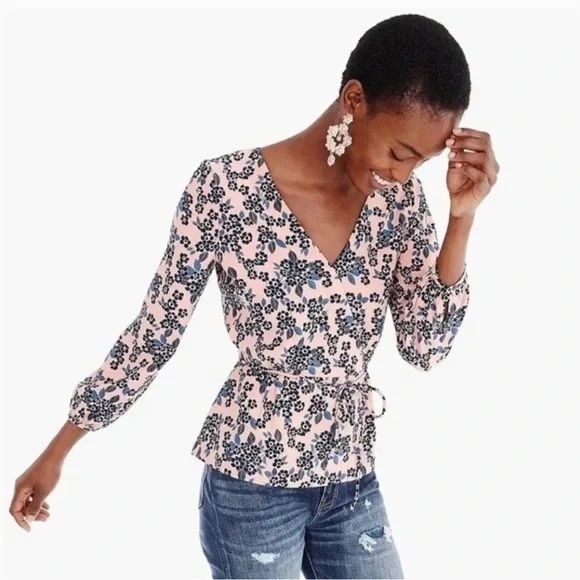 J. Crew Blouse Blush‎ Pink Bouquet Peplum Long Sleeves Crepe Wrap Women Top Sz 2 - Picture 1 of 16